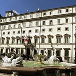 Volantino di Palazzo Chigi invita gli studenti a comprare un Pc